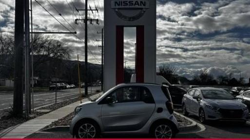 SMART EQ FORTWO 2018 WMEFJ9BA5JK328345 image